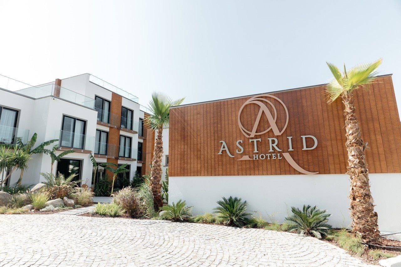 Astrid Hotel Gumusluk Bagian luar foto