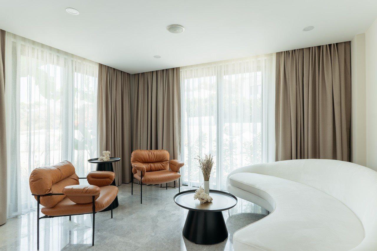 Astrid Hotel Gumusluk Bagian luar foto