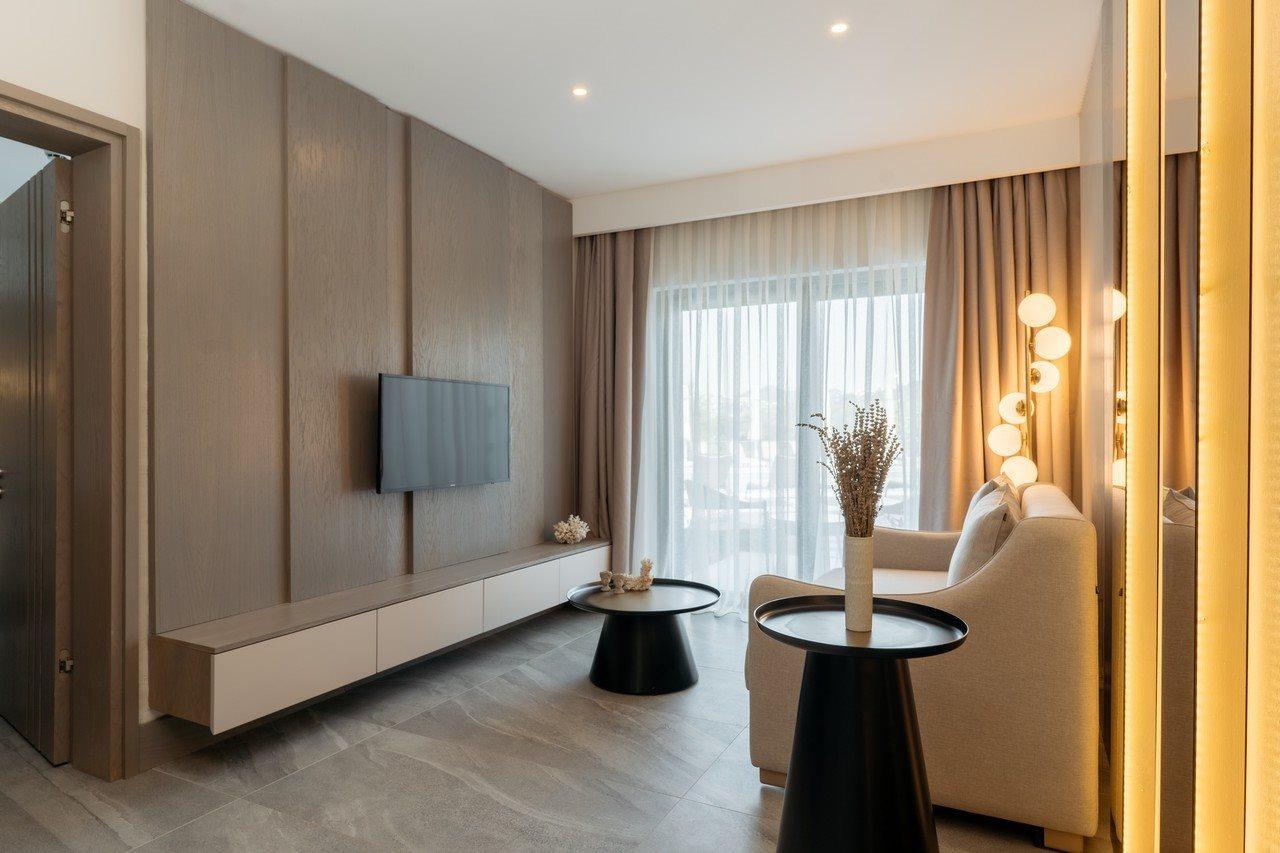 Astrid Hotel Gumusluk Bagian luar foto